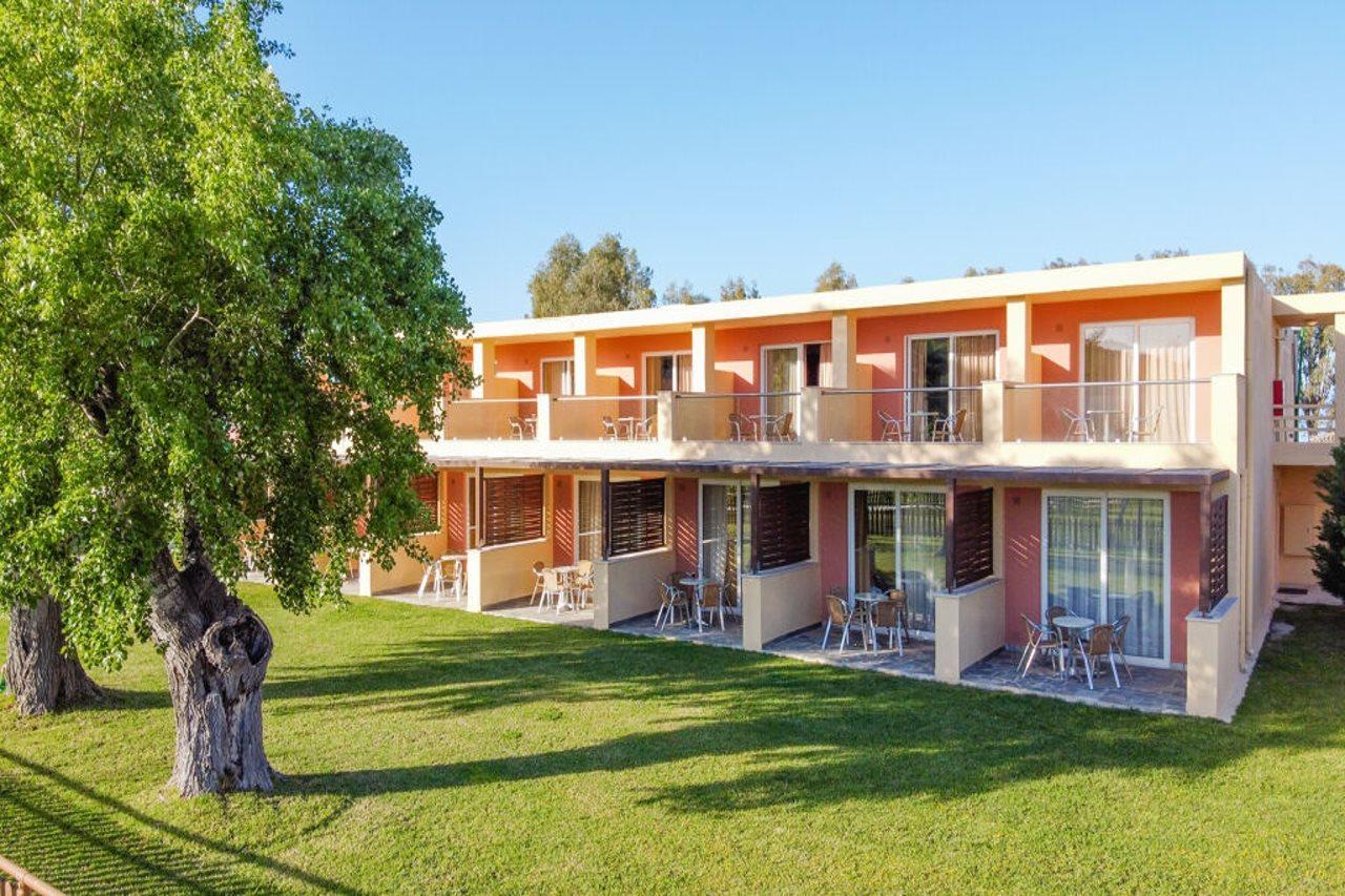 Mitsis Messonghi Hotel Moraitika Exterior foto